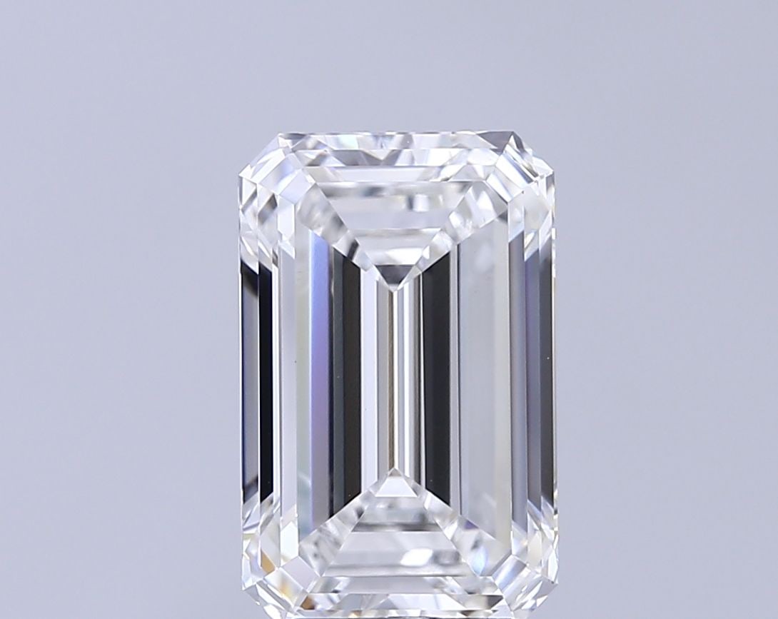 IGI Emerald 5.0ct E VVS2 - Loose Lab Diamond: IGI Emerald 5.0ct E VVS2 - Loose Lab Diamond Item Specifics: Source: This Is A Real Diamond Grown In A Lab Not Mined. Carat: 5.0 Cut: - Color: E Clarity: VVS2 Polish: EX Symmetry: EX Measurements: 12.