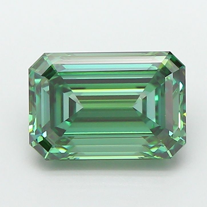 IGI Emerald 2.54ct Fancy Vivid Green VVS2 - Loose Lab Diamond: IGI Emerald 2.54ct Fancy Vivid Green VVS2 - Loose Lab Diamond Item Specifics: Source: This Is A Real Diamond Grown In A Lab Not Mined. Carat: 2.54 Cut: - Color: Fancy Vivid Green Clarity: VVS2 Polish:
