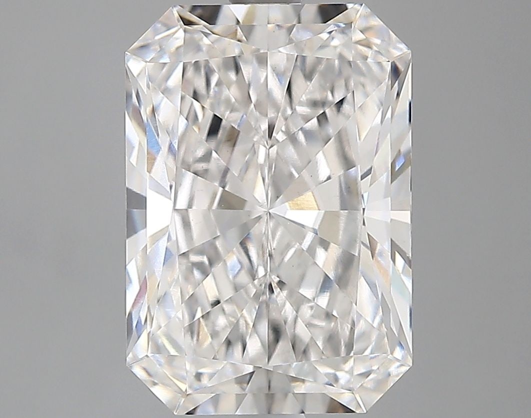 IGI Radiant 3.56ct E VVS2 - Loose Lab Diamond: IGI Radiant 3.56ct E VVS2 - Loose Lab Diamond Item Specifics: Source: This Is A Real Diamond Grown In A Lab Not Mined. Carat: 3.56 Cut: - Color: E Clarity: VVS2 Polish: EX Symmetry: EX Measurements: 1