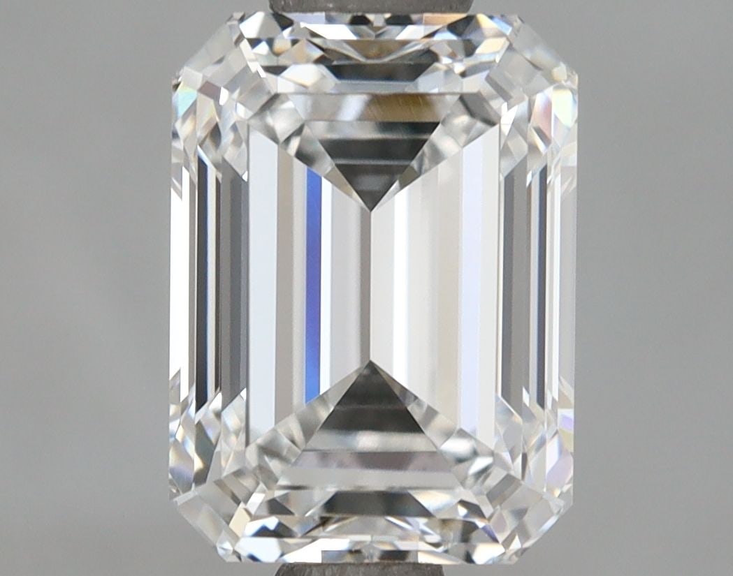 IGI Emerald 2.13ct E IF - Loose Lab Diamond: IGI Emerald 2.13ct E IF - Loose Lab Diamond Item Specifics: Source: This Is A Real Diamond Grown In A Lab Not Mined. Carat: 2.13 Cut: - Color: E Clarity: IF Polish: EX Symmetry: EX Measurements: 8.18L