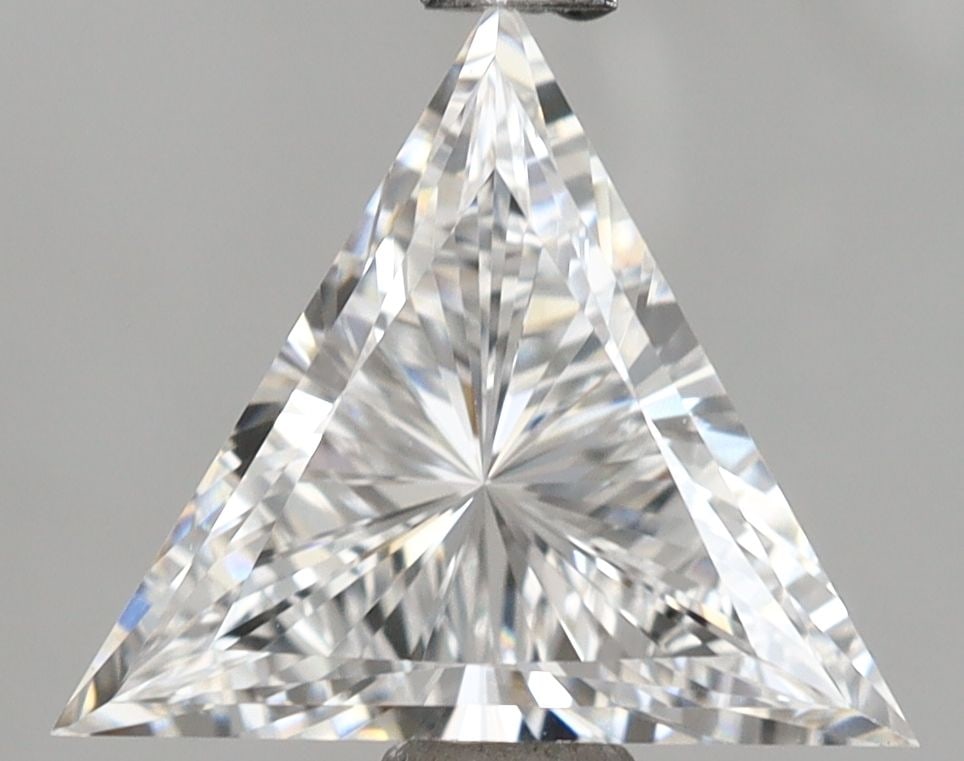 IGI Triangular 1.37ct D VVS2 - Loose Lab Diamond: IGI Triangular 1.37ct D VVS2 - Loose Lab Diamond Item Specifics: Source: This Is A Real Diamond Grown In A Lab Not Mined. Carat: 1.37 Cut: - Color: D Clarity: VVS2 Polish: EX Symmetry: EX Measurements