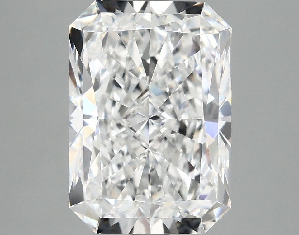 IGI Radiant 4.1ct E VVS2 - Loose Lab Diamond: IGI Radiant 4.1ct E VVS2 - Loose Lab Diamond Item Specifics: Source: This Is A Real Diamond Grown In A Lab Not Mined. Carat: 4.1 Cut: - Color: E Clarity: VVS2 Polish: EX Symmetry: EX Measurements: