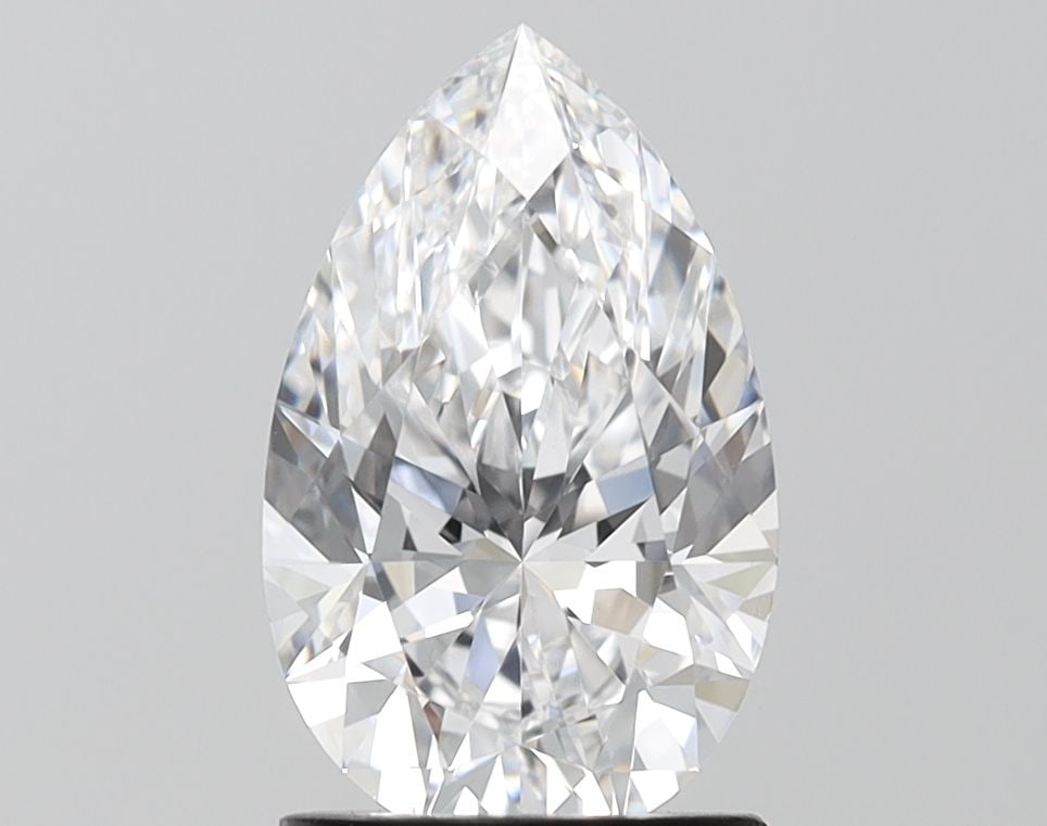 IGI Pear 2.02ct D VVS2 - Loose Lab Diamond: IGI Pear 2.02ct D VVS2 - Loose Lab Diamond Item Specifics: Source: This Is A Real Diamond Grown In A Lab Not Mined. Carat: 2.02 Cut: - Color: D Clarity: VVS2 Polish: EX Symmetry: EX Measurements: 11.0