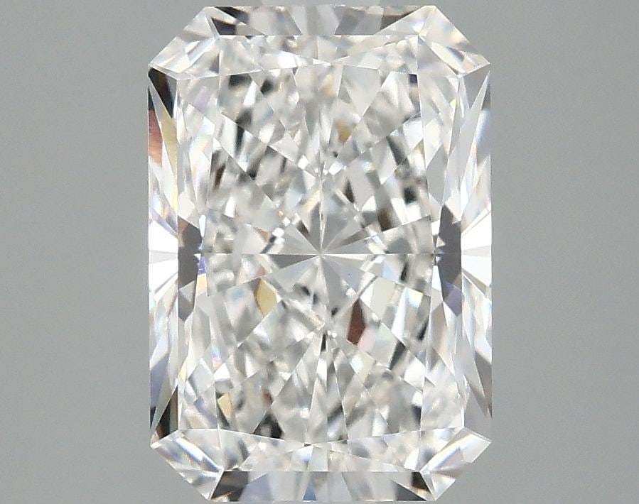 IGI Radiant 2.58ct E VVS2 - Loose Lab Diamond: IGI Radiant 2.58ct E VVS2 - Loose Lab Diamond Item Specifics: Source: This Is A Real Diamond Grown In A Lab Not Mined. Carat: 2.58 Cut: - Color: E Clarity: VVS2 Polish: EX Symmetry: EX Measurements: 9