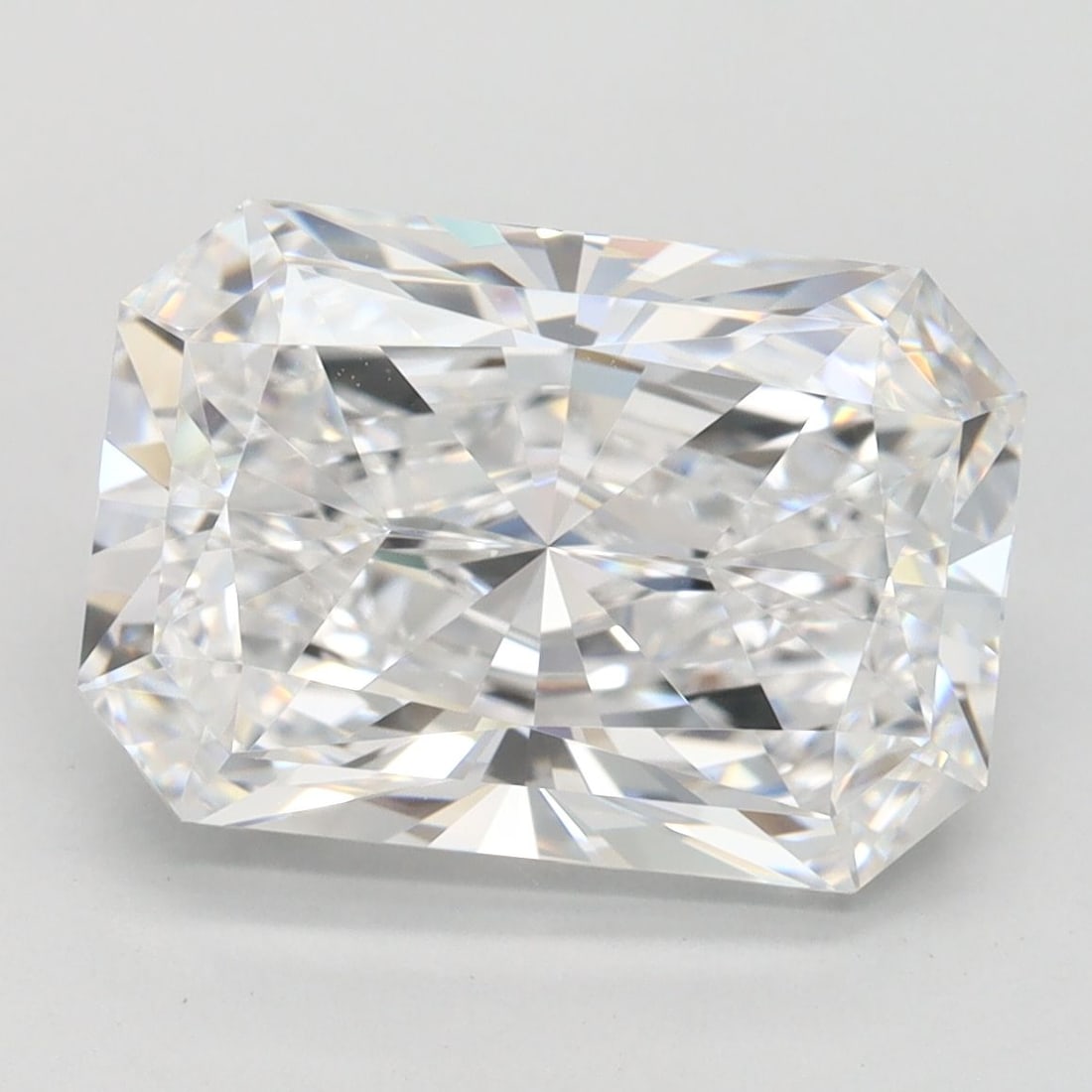 IGI Radiant 4.06ct D IF - Loose Lab Diamond: IGI Radiant 4.06ct D IF - Loose Lab Diamond Item Specifics: Source: This Is A Real Diamond Grown In A Lab Not Mined. Carat: 4.06 Cut: - Color: D Clarity: IF Polish: EX Symmetry: EX Measurements: 11.34