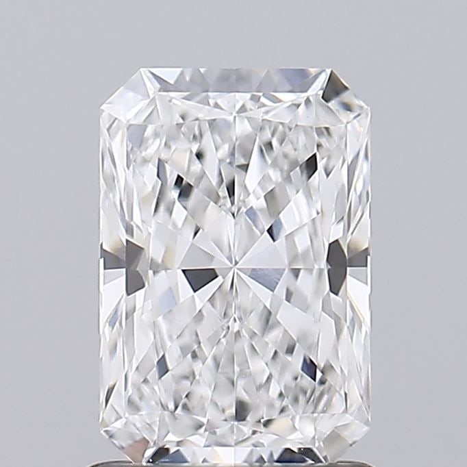 IGI Radiant 0.78ct D VVS1 - Loose Lab Diamond: IGI Radiant 0.78ct D VVS1 - Loose Lab Diamond Item Specifics: Source: This Is A Real Diamond Grown In A Lab Not Mined. Carat: 0.78 Cut: - Color: D Clarity: VVS1 Polish: EX Symmetry: EX Measurements: 6