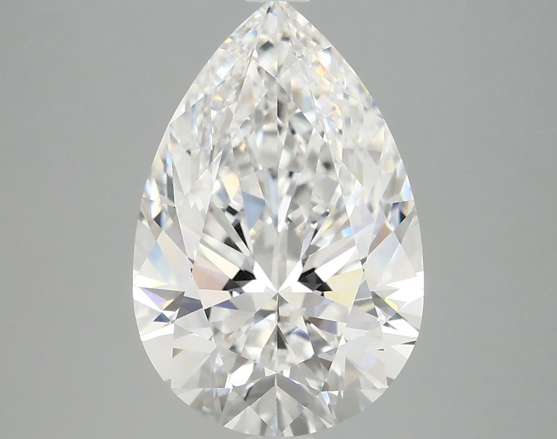 IGI Pear 3.95ct E VVS2 - Loose Lab Diamond: IGI Pear 3.95ct E VVS2 - Loose Lab Diamond Item Specifics: Source: This Is A Real Diamond Grown In A Lab Not Mined. Carat: 3.95 Cut: - Color: E Clarity: VVS2 Polish: EX Symmetry: EX Measurements: 13.3