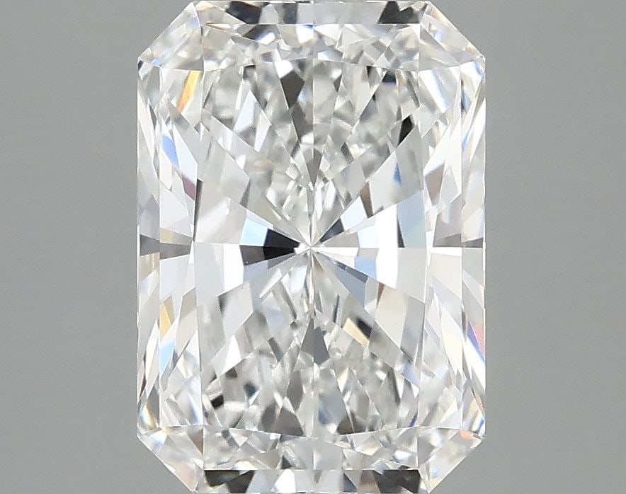 IGI Radiant 2.92ct E VVS2 - Loose Lab Diamond: IGI Radiant 2.92ct E VVS2 - Loose Lab Diamond Item Specifics: Source: This Is A Real Diamond Grown In A Lab Not Mined. Carat: 2.92 Cut: - Color: E Clarity: VVS2 Polish: EX Symmetry: EX Measurements: 1