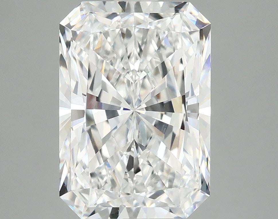 IGI Radiant 4.04ct D VVS2 - Loose Lab Diamond: IGI Radiant 4.04ct D VVS2 - Loose Lab Diamond Item Specifics: Source: This Is A Real Diamond Grown In A Lab Not Mined. Carat: 4.04 Cut: - Color: D Clarity: VVS2 Polish: EX Symmetry: EX Measurements: 1