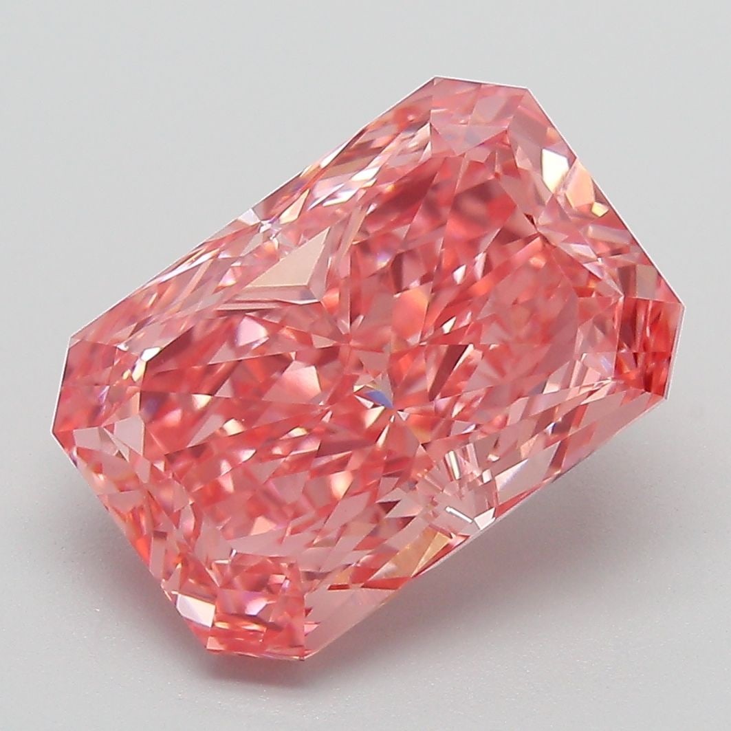 IGI Radiant 5.49ct Fancy Vivid Pink VVS2 - Loose Lab Diamond: IGI Radiant 5.49ct Fancy Vivid Pink VVS2 - Loose Lab Diamond Item Specifics: Source: This Is A Real Diamond Grown In A Lab Not Mined. Carat: 5.49 Cut: - Color: Fancy Vivid Pink Clarity: VVS2 Polish: E