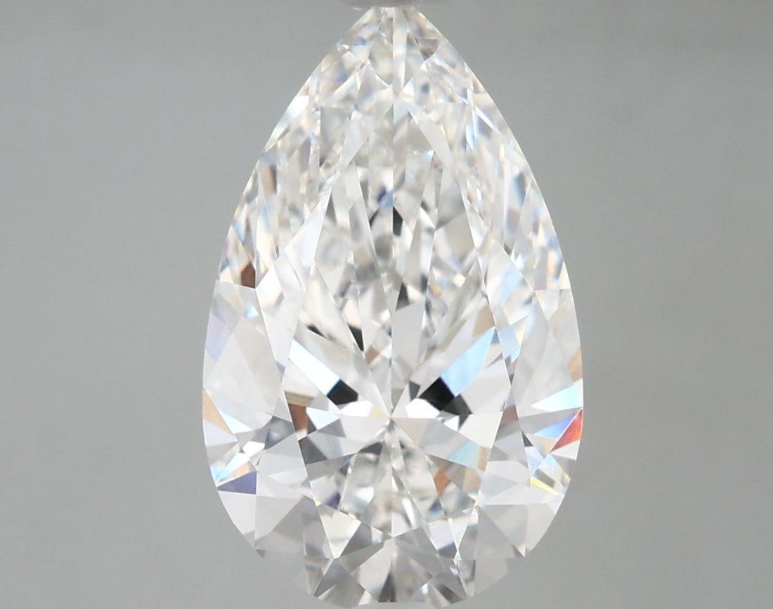 IGI Pear 4.25ct E VVS2 - Loose Lab Diamond: IGI Pear 4.25ct E VVS2 - Loose Lab Diamond Item Specifics: Source: This Is A Real Diamond Grown In A Lab Not Mined. Carat: 4.25 Cut: - Color: E Clarity: VVS2 Polish: EX Symmetry: EX Measurements: