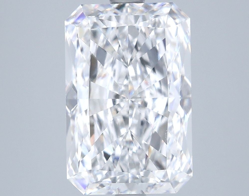 GIA Radiant 4.01ct D VVS2 - Loose Lab Diamond: GIA Radiant 4.01ct D VVS2 - Loose Lab Diamond Item Specifics: Source: This Is A Real Diamond Grown In A Lab Not Mined. Carat: 4.01 Cut: - Color: D Clarity: VVS2 Polish: EX Symmetry: EX Measurements: 1