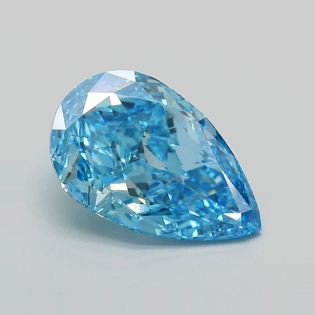 IGI Pear 5.15ct Fancy Vivid Blue VVS2 - Loose Lab Diamond: IGI Pear 5.15ct Fancy Vivid Blue VVS2 - Loose Lab Diamond Item Specifics: Source: This Is A Real Diamond Grown In A Lab Not Mined. Carat: 5.15 Cut: - Color: Fancy Vivid Blue Clarity: VVS2 Polish: EX S
