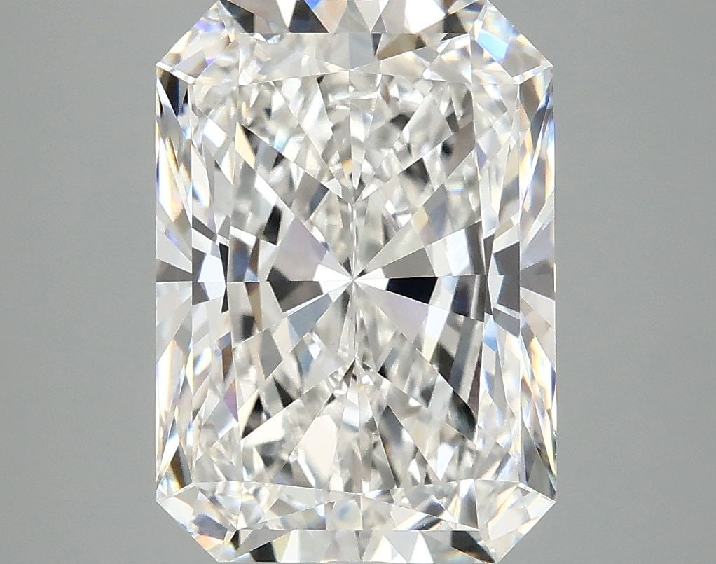 IGI Radiant 5.09ct E VVS2 - Loose Lab Diamond: IGI Radiant 5.09ct E VVS2 - Loose Lab Diamond Item Specifics: Source: This Is A Real Diamond Grown In A Lab Not Mined. Carat: 5.09 Cut: - Color: E Clarity: VVS2 Polish: EX Symmetry: EX Measurements: 1