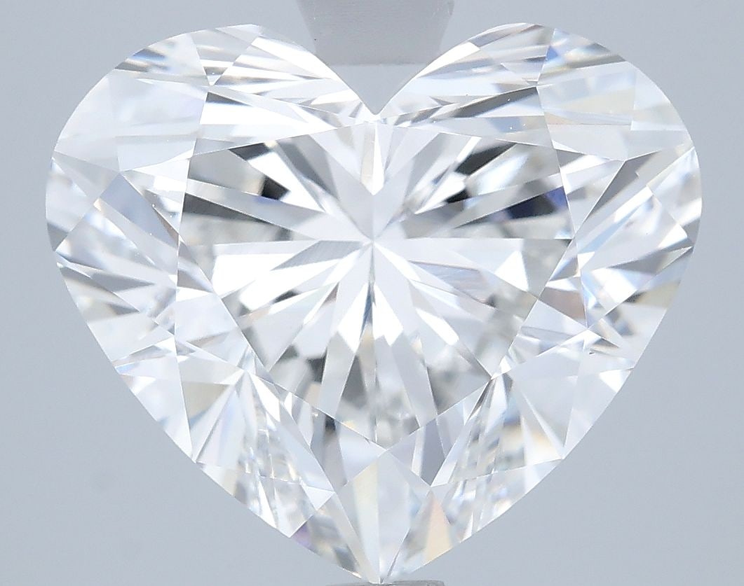 IGI Heart 4.5ct E VVS2 - Loose Lab Diamond: IGI Heart 4.5ct E VVS2 - Loose Lab Diamond Item Specifics: Source: This Is A Real Diamond Grown In A Lab Not Mined. Carat: 4.5 Cut: - Color: E Clarity: VVS2 Polish: EX Symmetry: EX Measurements: 9.93L