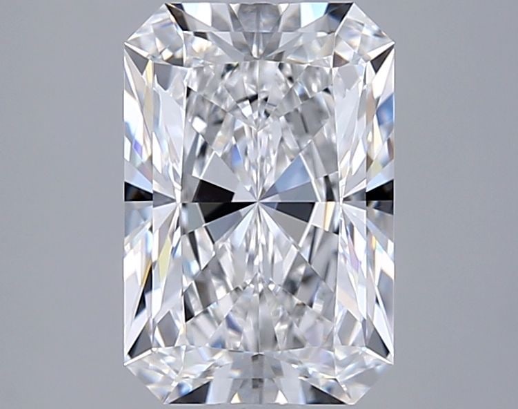 GIA Radiant 2.52ct E VVS1 - Loose Lab Diamond: GIA Radiant 2.52ct E VVS1 - Loose Lab Diamond Item Specifics: Source: This Is A Real Diamond Grown In A Lab Not Mined. Carat: 2.52 Cut: - Color: E Clarity: VVS1 Polish: EX Symmetry: EX Measurements: 9