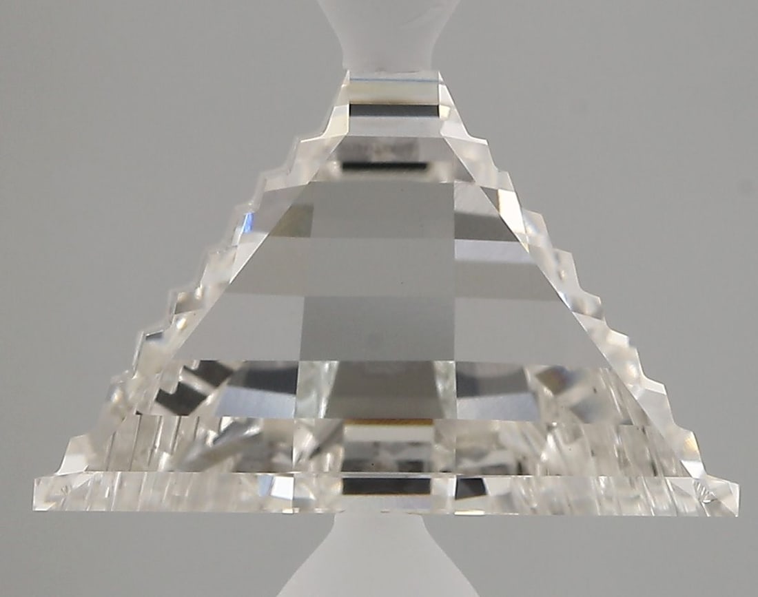 IGI Other 4.61ct H VVS2 - Loose Lab Diamond: IGI Other 4.61ct H VVS2 - Loose Lab Diamond Item Specifics: Source: This Is A Real Diamond Grown In A Lab Not Mined. Carat: 4.61 Cut: - Color: H Clarity: VVS2 Polish: EX Symmetry: EX Measurements: