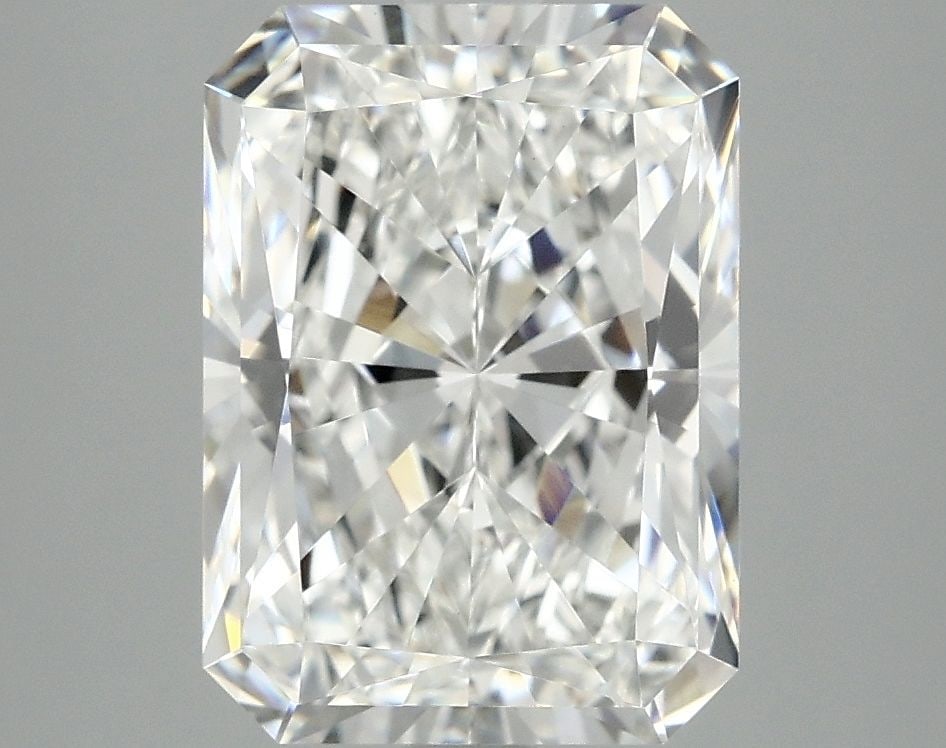 IGI Radiant 4.02ct E VVS2 - Loose Lab Diamond: IGI Radiant 4.02ct E VVS2 - Loose Lab Diamond Item Specifics: Source: This Is A Real Diamond Grown In A Lab Not Mined. Carat: 4.02 Cut: - Color: E Clarity: VVS2 Polish: EX Symmetry: EX Measurements: 1
