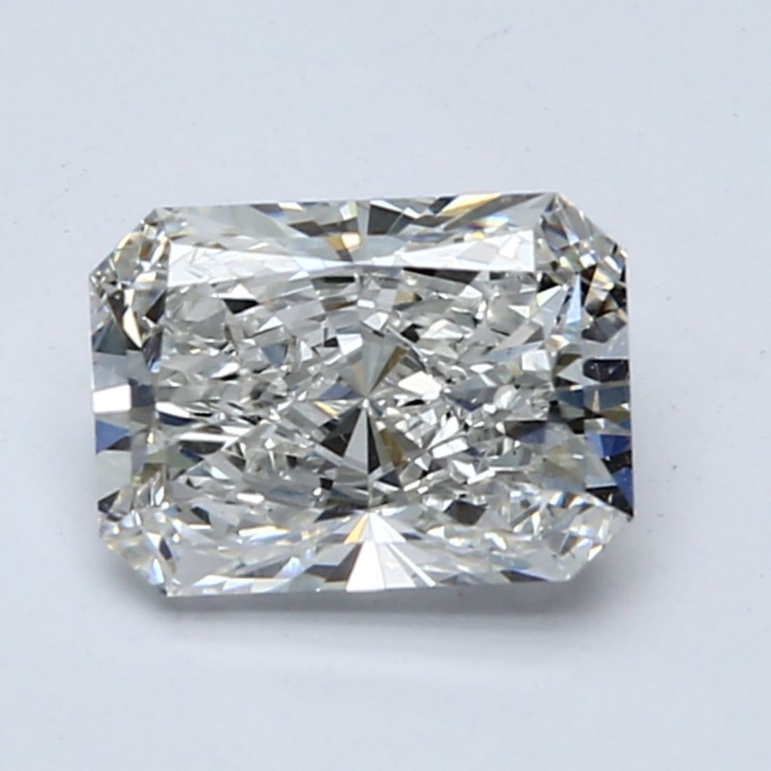 IGI Radiant 2.09ct F VVS2 - Loose Lab Diamond: IGI Radiant 2.09ct F VVS2 - Loose Lab Diamond Item Specifics: Source: This Is A Real Diamond Grown In A Lab Not Mined. Carat: 2.09 Cut: - Color: F Clarity: VVS2 Polish: EX Symmetry: EX Measurements: 9