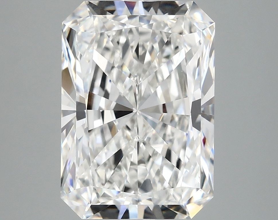 IGI Radiant 4.08ct E VVS2 - Loose Lab Diamond: IGI Radiant 4.08ct E VVS2 - Loose Lab Diamond Item Specifics: Source: This Is A Real Diamond Grown In A Lab Not Mined. Carat: 4.08 Cut: - Color: E Clarity: VVS2 Polish: EX Symmetry: EX Measurements: 1