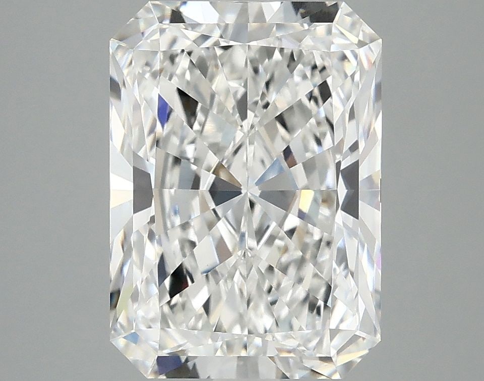 IGI Radiant 3.86ct E VVS2 - Loose Lab Diamond: IGI Radiant 3.86ct E VVS2 - Loose Lab Diamond Item Specifics: Source: This Is A Real Diamond Grown In A Lab Not Mined. Carat: 3.86 Cut: - Color: E Clarity: VVS2 Polish: EX Symmetry: EX Measurements: