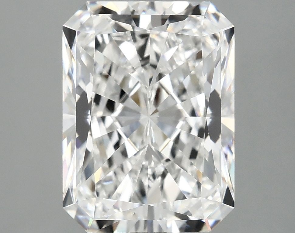 IGI Radiant 4.9ct E VVS2 - Loose Lab Diamond: IGI Radiant 4.9ct E VVS2 - Loose Lab Diamond Item Specifics: Source: This Is A Real Diamond Grown In A Lab Not Mined. Carat: 4.9 Cut: - Color: E Clarity: VVS2 Polish: EX Symmetry: EX Measurements: 11.