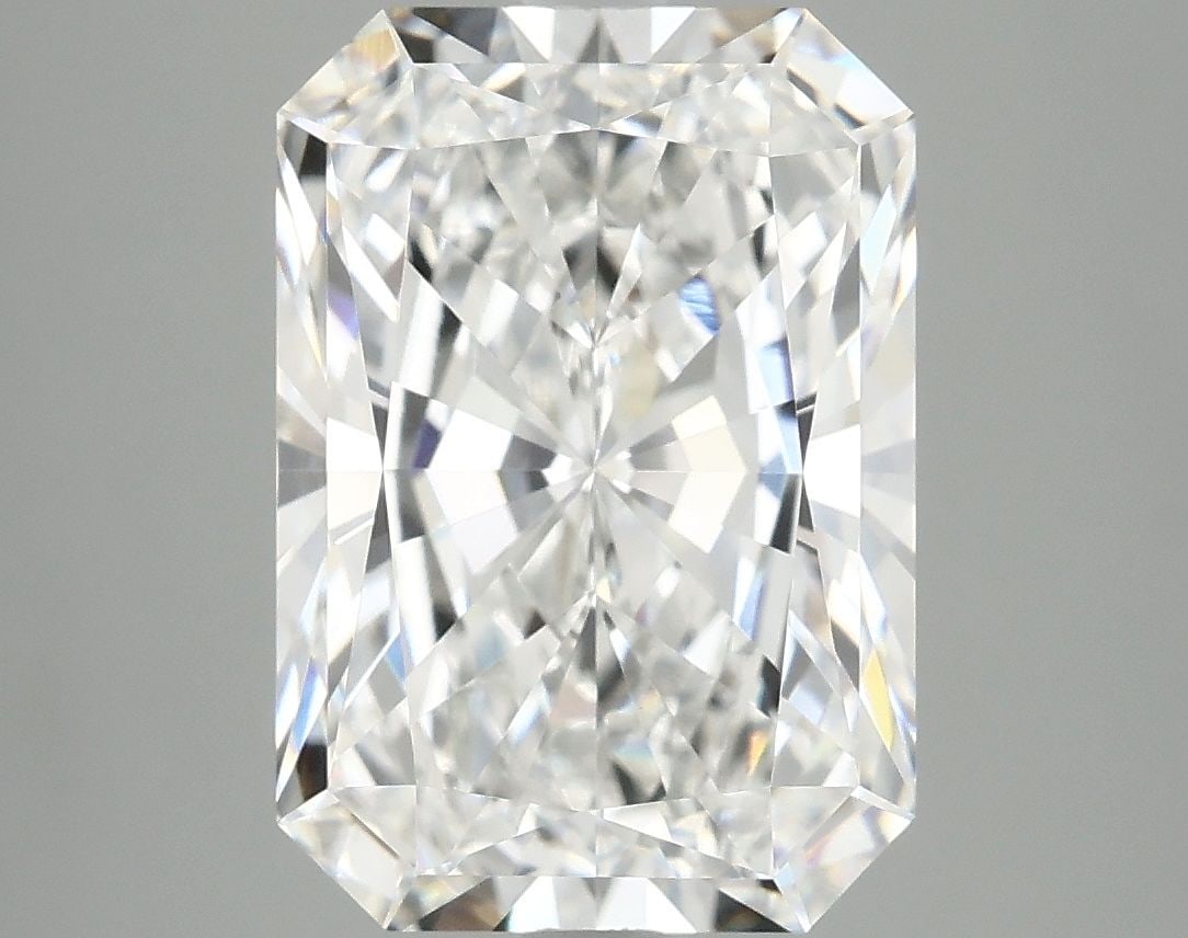 IGI Radiant 5.09ct E VVS2 - Loose Lab Diamond: IGI Radiant 5.09ct E VVS2 - Loose Lab Diamond Item Specifics: Source: This Is A Real Diamond Grown In A Lab Not Mined. Carat: 5.09 Cut: - Color: E Clarity: VVS2 Polish: EX Symmetry: EX Measurements: 1