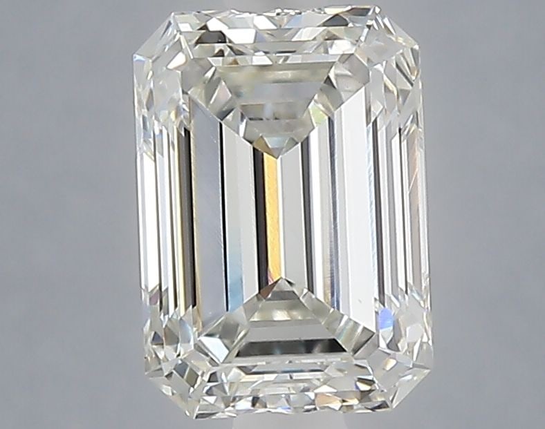 IGI Emerald 2.02ct Fancy Vivid Pink VVS2 - Loose Lab Diamond: IGI Emerald 2.02ct Fancy Vivid Pink VVS2 - Loose Lab Diamond Item Specifics: Source: This Is A Real Diamond Grown In A Lab Not Mined. Carat: 2.02 Cut: - Color: Fancy Vivid Pink Clarity: VVS2 Polish: E