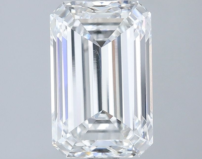 IGI Emerald 2.52ct E VVS1 - Loose Lab Diamond: IGI Emerald 2.52ct E VVS1 - Loose Lab Diamond Item Specifics: Source: This Is A Real Diamond Grown In A Lab Not Mined. Carat: 2.52 Cut: - Color: E Clarity: VVS1 Polish: EX Symmetry: EX Measurements: 9