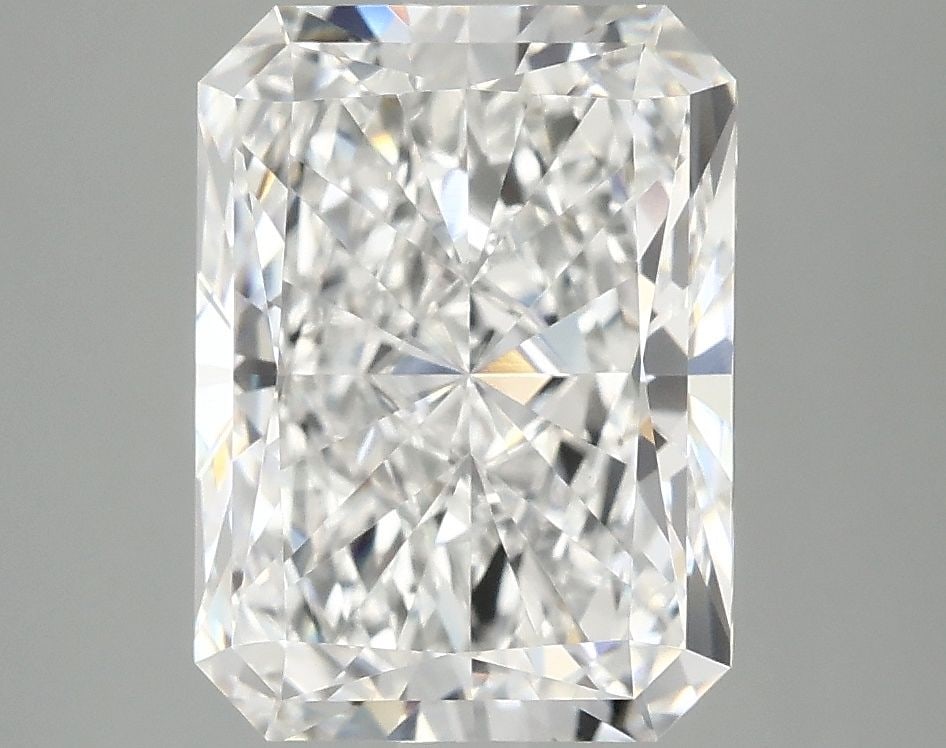IGI Radiant 4.04ct D VVS2 - Loose Lab Diamond: IGI Radiant 4.04ct D VVS2 - Loose Lab Diamond Item Specifics: Source: This Is A Real Diamond Grown In A Lab Not Mined. Carat: 4.04 Cut: - Color: D Clarity: VVS2 Polish: EX Symmetry: EX Measurements:
