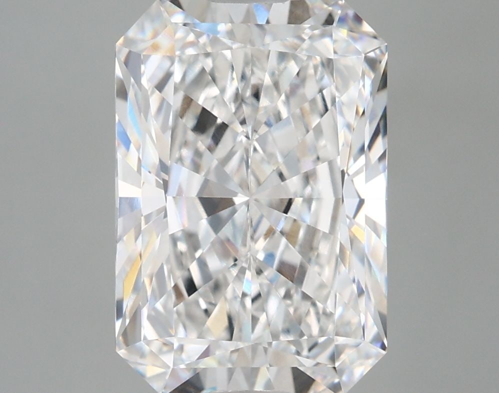 IGI Radiant 4.36ct D VVS1 - Loose Lab Diamond: IGI Radiant 4.36ct D VVS1 - Loose Lab Diamond Item Specifics: Source: This Is A Real Diamond Grown In A Lab Not Mined. Carat: 4.36 Cut: - Color: D Clarity: VVS1 Polish: EX Symmetry: EX Measurements: 1