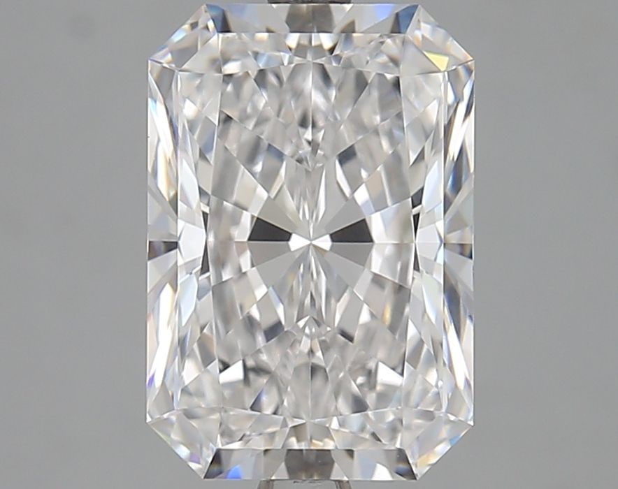 GIA Radiant 3.79ct E VVS2 - Loose Lab Diamond: GIA Radiant 3.79ct E VVS2 - Loose Lab Diamond Item Specifics: Source: This Is A Real Diamond Grown In A Lab Not Mined. Carat: 3.79 Cut: - Color: E Clarity: VVS2 Polish: EX Symmetry: EX Measurements: 1