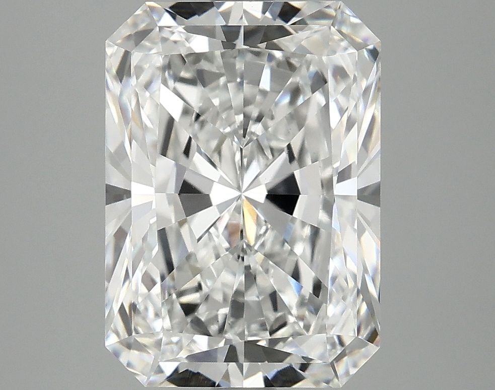 IGI Radiant 4.18ct E VVS2 - Loose Lab Diamond: IGI Radiant 4.18ct E VVS2 - Loose Lab Diamond Item Specifics: Source: This Is A Real Diamond Grown In A Lab Not Mined. Carat: 4.18 Cut: - Color: E Clarity: VVS2 Polish: EX Symmetry: EX Measurements: 1