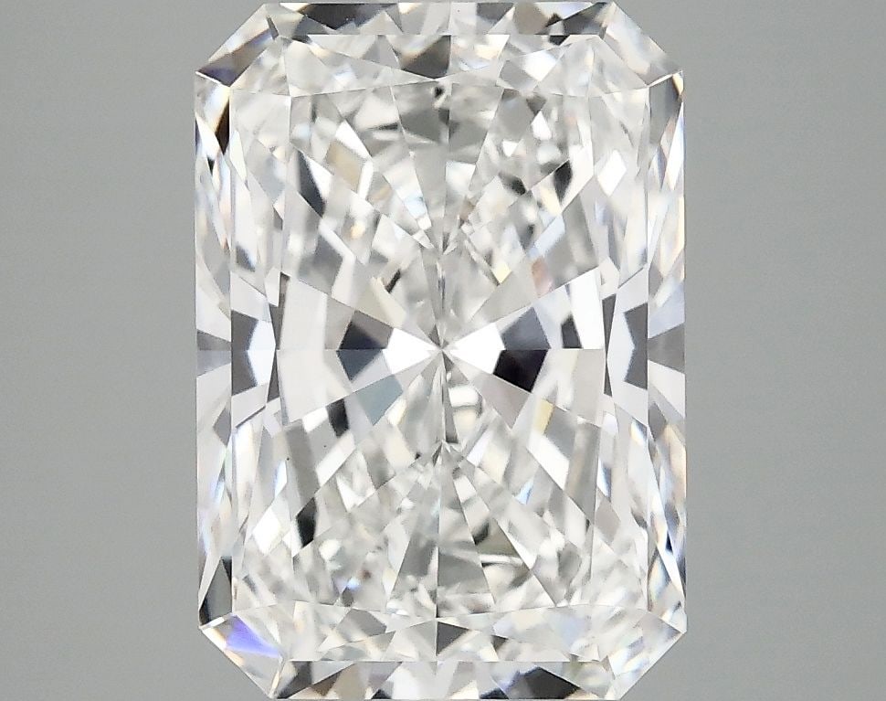 IGI Radiant 4.17ct E VVS2 - Loose Lab Diamond: IGI Radiant 4.17ct E VVS2 - Loose Lab Diamond Item Specifics: Source: This Is A Real Diamond Grown In A Lab Not Mined. Carat: 4.17 Cut: - Color: E Clarity: VVS2 Polish: EX Symmetry: EX Measurements: 1