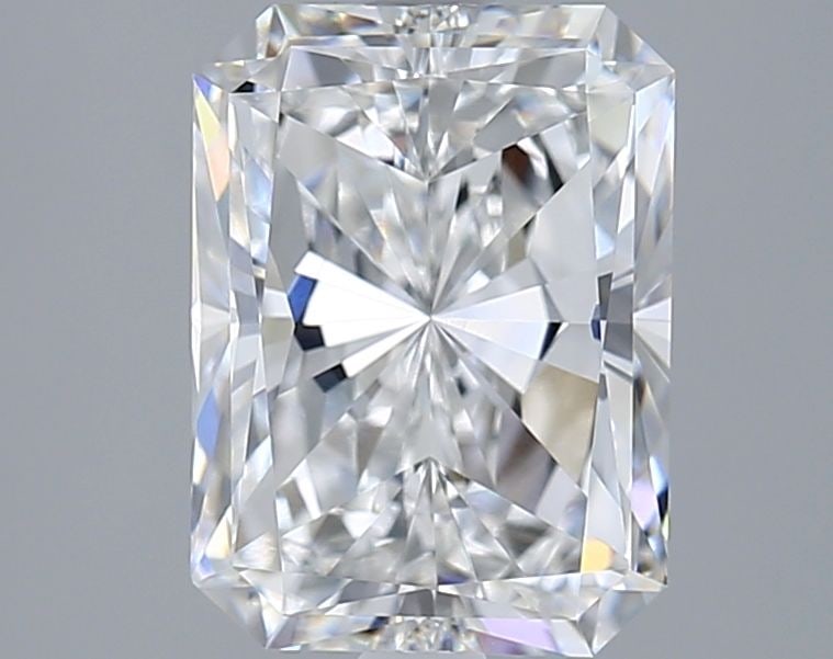 IGI Radiant 3.04ct E VVS1 - Loose Lab Diamond: IGI Radiant 3.04ct E VVS1 - Loose Lab Diamond Item Specifics: Source: This Is A Real Diamond Grown In A Lab Not Mined. Carat: 3.04 Cut: - Color: E Clarity: VVS1 Polish: EX Symmetry: EX Measurements: 9