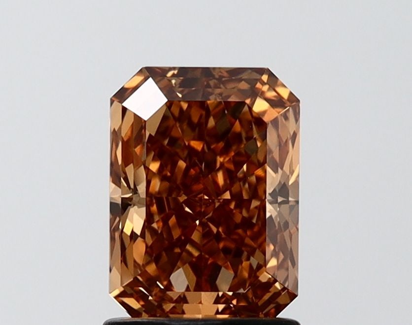 IGI Radiant 1.6ct Fancy Light Brown VVS2 - Loose Lab Diamond: IGI Radiant 1.6ct Fancy Light Brown VVS2 - Loose Lab Diamond Item Specifics: Source: This Is A Real Diamond Grown In A Lab Not Mined. Carat: 1.6 Cut: - Color: Fancy Light Brown Clarity: VVS2 Polish: E
