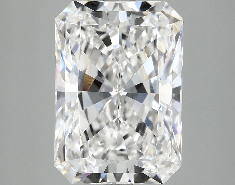 IGI Radiant 4.05ct E VVS2 - Loose Lab Diamond: IGI Radiant 4.05ct E VVS2 - Loose Lab Diamond Item Specifics: Source: This Is A Real Diamond Grown In A Lab Not Mined. Carat: 4.05 Cut: - Color: E Clarity: VVS2 Polish: EX Symmetry: EX Measurements: 1