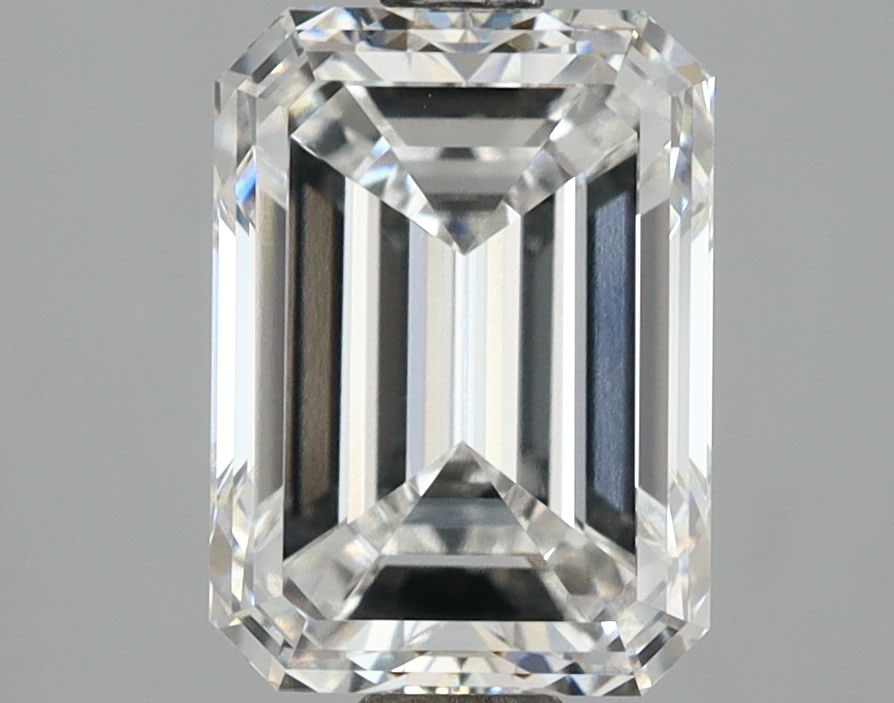 IGI Emerald 4.56ct E VVS1 - Loose Lab Diamond: IGI Emerald 4.56ct E VVS1 - Loose Lab Diamond Item Specifics: Source: This Is A Real Diamond Grown In A Lab Not Mined. Carat: 4.56 Cut: - Color: E Clarity: VVS1 Polish: EX Symmetry: EX Measurements: 1