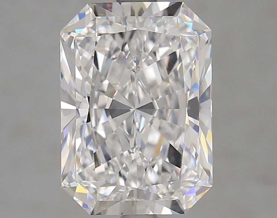GIA Radiant 4.1ct D VVS2 - Loose Lab Diamond: GIA Radiant 4.1ct D VVS2 - Loose Lab Diamond Item Specifics: Source: This Is A Real Diamond Grown In A Lab Not Mined. Carat: 4.1 Cut: - Color: D Clarity: VVS2 Polish: EX Symmetry: EX Measurements: 11.