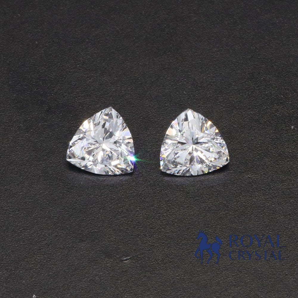 IGI Triangular 1.58ct D VVS2 - Loose Lab Diamond: IGI Triangular 1.58ct D VVS2 - Loose Lab Diamond Item Specifics: Source: This Is A Real Diamond Grown In A Lab Not Mined. Carat: 1.58 Cut: - Color: D Clarity: VVS2 Polish: EX Symmetry: EX Measurements