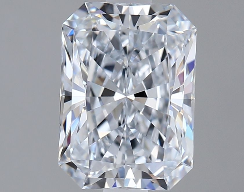 IGI Radiant 1.6ct E VVS2 - Loose Lab Diamond: IGI Radiant 1.6ct E VVS2 - Loose Lab Diamond Item Specifics: Source: This Is A Real Diamond Grown In A Lab Not Mined. Carat: 1.6 Cut: - Color: E Clarity: VVS2 Polish: EX Symmetry: EX Measurements: 8.2