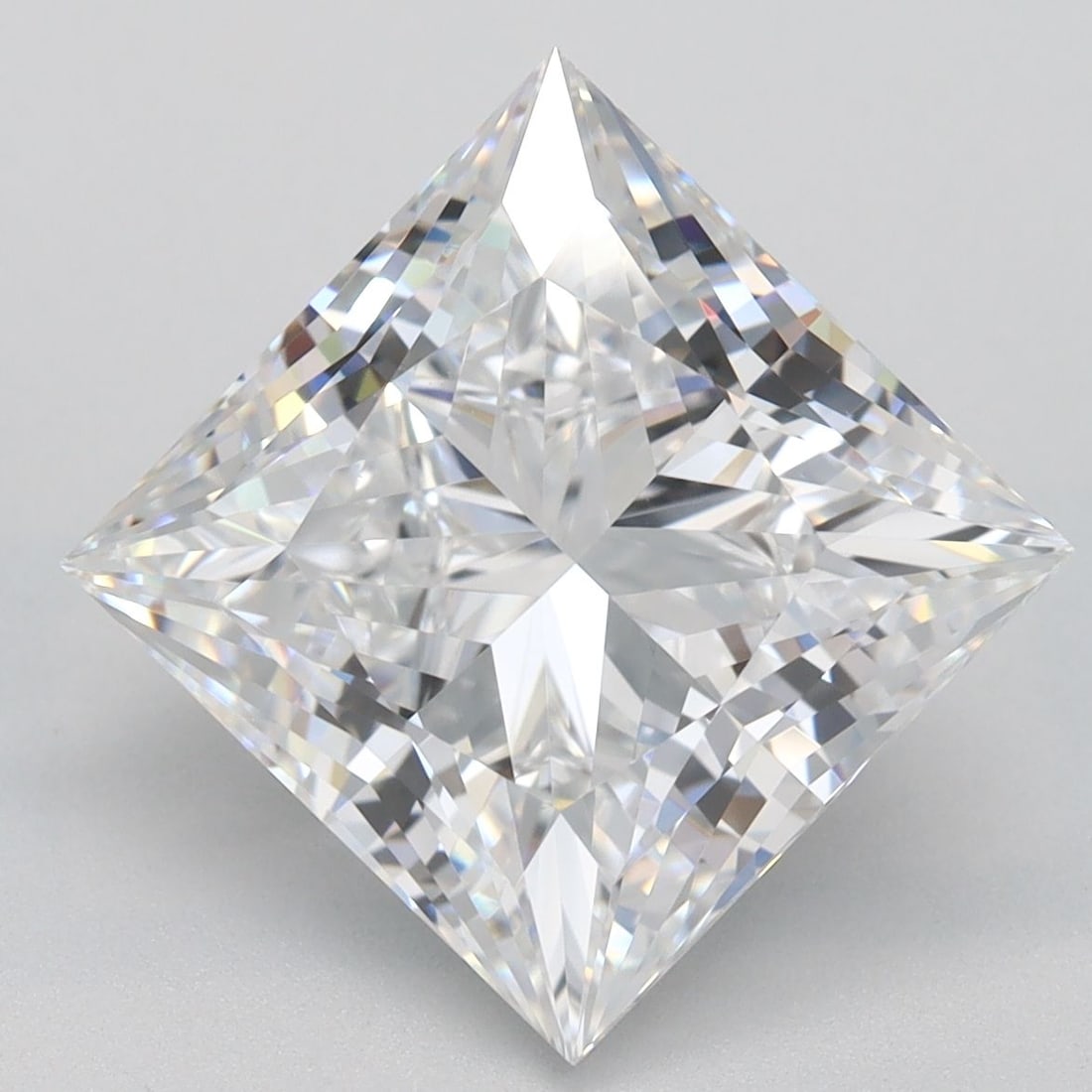 GIA Princess 5.04ct D VVS2 - Loose Lab Diamond: GIA Princess 5.04ct D VVS2 - Loose Lab Diamond Item Specifics: Source: This Is A Real Diamond Grown In A Lab Not Mined. Carat: 5.04 Cut: - Color: D Clarity: VVS2 Polish: EX Symmetry: EX Measurements: 