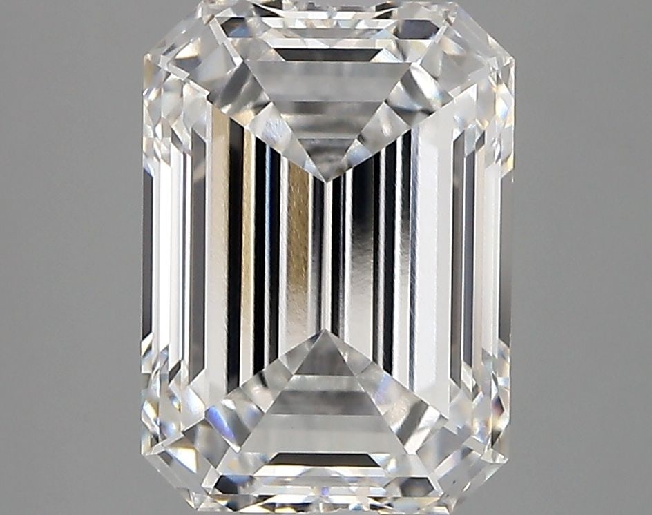 IGI Emerald 3.91ct E VVS1 - Loose Lab Diamond: IGI Emerald 3.91ct E VVS1 - Loose Lab Diamond Item Specifics: Source: This Is A Real Diamond Grown In A Lab Not Mined. Carat: 3.91 Cut: - Color: E Clarity: VVS1 Polish: EX Symmetry: EX Measurements: 1
