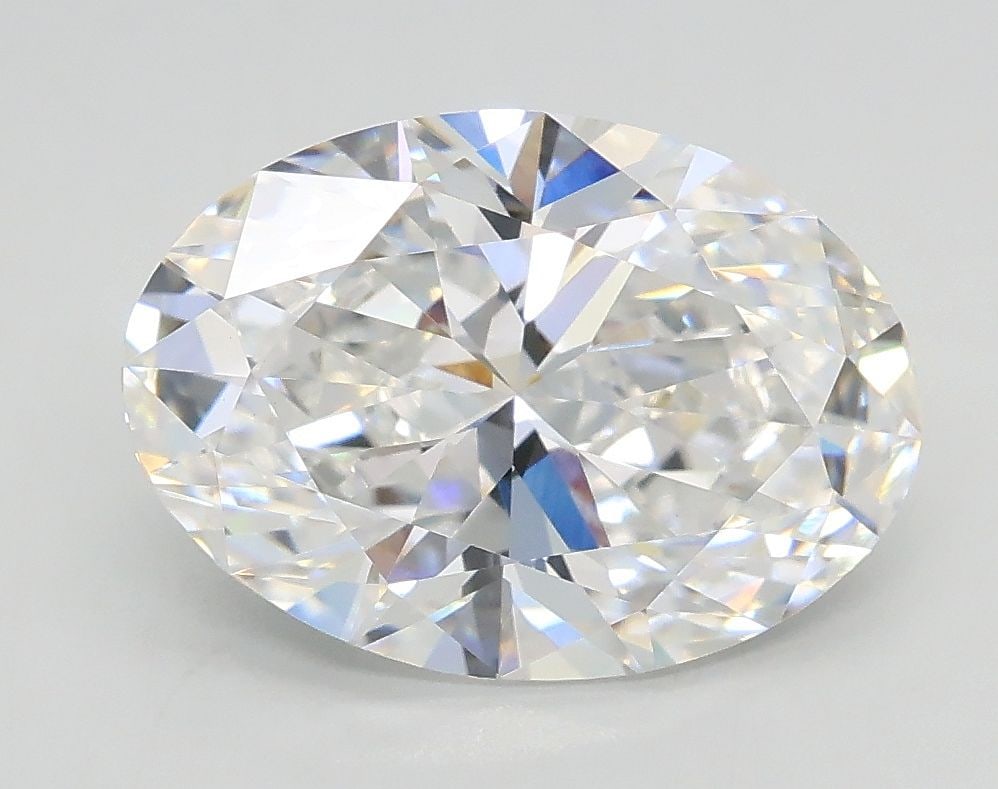 GIA Oval 2.01ct E VVS2 - Loose Lab Diamond: GIA Oval 2.01ct E VVS2 - Loose Lab Diamond Item Specifics: Source: This Is A Real Diamond Grown In A Lab Not Mined. Carat: 2.01 Cut: - Color: E Clarity: VVS2 Polish: EX Symmetry: VG Measurements: 9.89