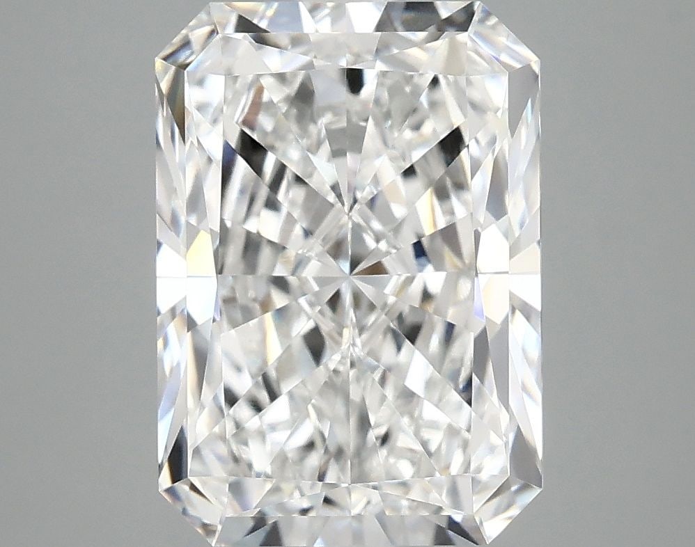IGI Radiant 4.04ct D VVS2 - Loose Lab Diamond: IGI Radiant 4.04ct D VVS2 - Loose Lab Diamond Item Specifics: Source: This Is A Real Diamond Grown In A Lab Not Mined. Carat: 4.04 Cut: - Color: D Clarity: VVS2 Polish: EX Symmetry: EX Measurements: 1