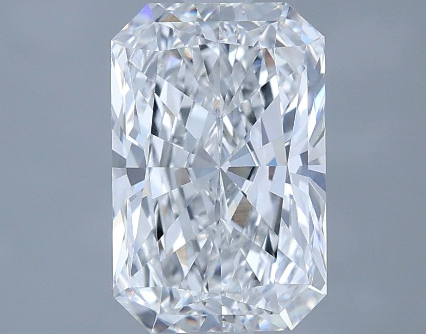 IGI Radiant 2.28ct E VVS2 - Loose Lab Diamond: IGI Radiant 2.28ct E VVS2 - Loose Lab Diamond Item Specifics: Source: This Is A Real Diamond Grown In A Lab Not Mined. Carat: 2.28 Cut: - Color: E Clarity: VVS2 Polish: EX Symmetry: EX Measurements: 9
