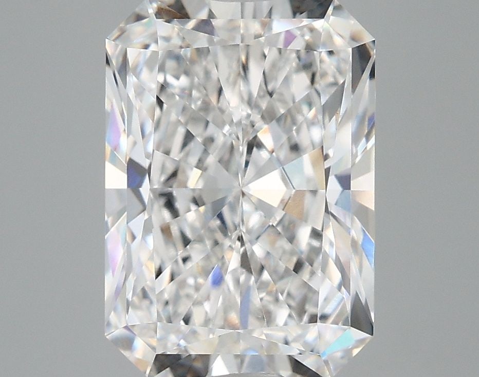 IGI Radiant 4.04ct E VVS1 - Loose Lab Diamond: IGI Radiant 4.04ct E VVS1 - Loose Lab Diamond Item Specifics: Source: This Is A Real Diamond Grown In A Lab Not Mined. Carat: 4.04 Cut: - Color: E Clarity: VVS1 Polish: EX Symmetry: EX Measurements: 1