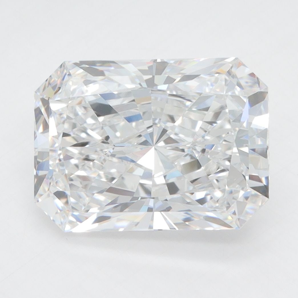 IGI Radiant 4.4ct D VVS1 - Loose Lab Diamond: IGI Radiant 4.4ct D VVS1 - Loose Lab Diamond Item Specifics: Source: This Is A Real Diamond Grown In A Lab Not Mined. Carat: 4.4 Cut: - Color: D Clarity: VVS1 Polish: EX Symmetry: EX Measurements: 11.