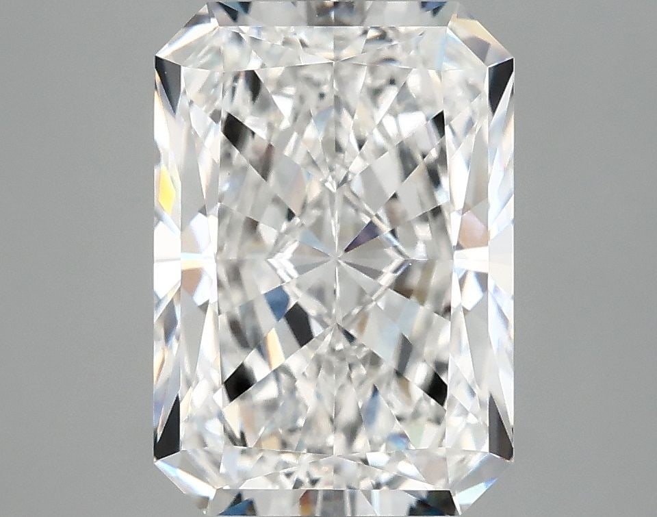 IGI Radiant 4.17ct E VVS2 - Loose Lab Diamond: IGI Radiant 4.17ct E VVS2 - Loose Lab Diamond Item Specifics: Source: This Is A Real Diamond Grown In A Lab Not Mined. Carat: 4.17 Cut: - Color: E Clarity: VVS2 Polish: EX Symmetry: EX Measurements: 1