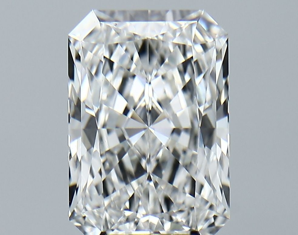 IGI Radiant 4.15ct E VVS2 - Loose Lab Diamond: IGI Radiant 4.15ct E VVS2 - Loose Lab Diamond Item Specifics: Source: This Is A Real Diamond Grown In A Lab Not Mined. Carat: 4.15 Cut: - Color: E Clarity: VVS2 Polish: EX Symmetry: EX Measurements: 1
